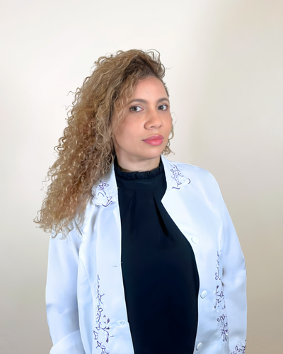 Psicóloga que atende em Aracaju pela clínica Equilíbrius Psicologia: Rose Naiara Carvalho Santos