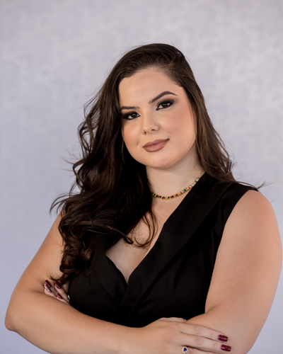 Psicóloga que atende em Aracaju pela clínica Equilíbrius Psicologia: Maria Laura Martins Correia